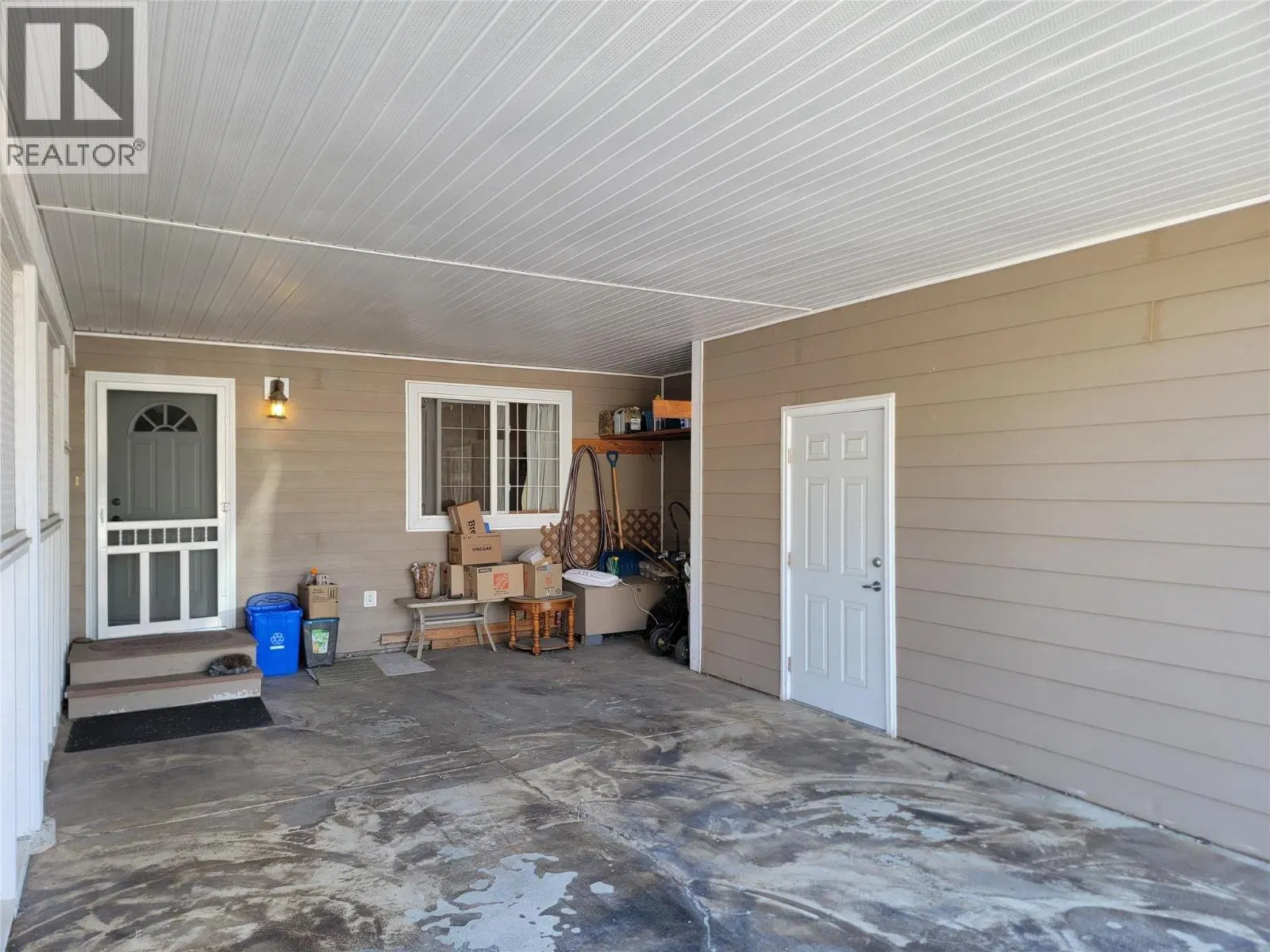 Photo 2 of 38 at #5 – 522 Vansanten Road