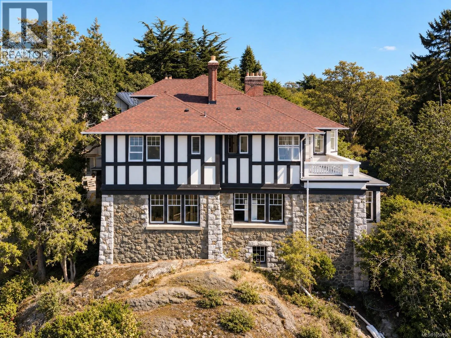 515 Foul Bay Road