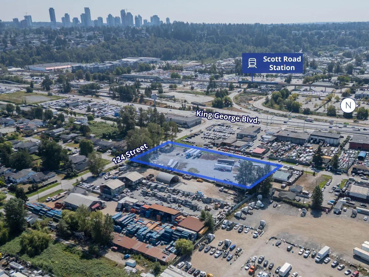 Photo 3 of 4 at 11275 124 Street