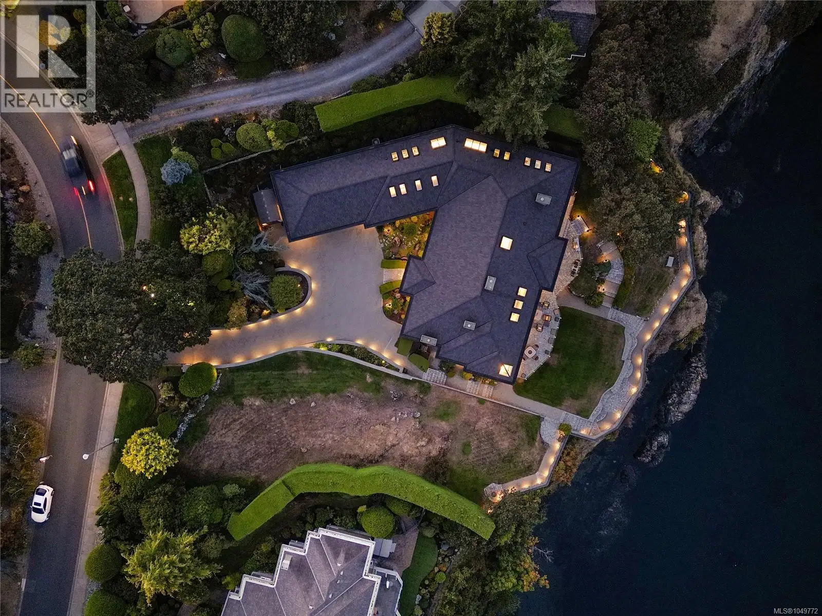 4532 Gordon Point Drive