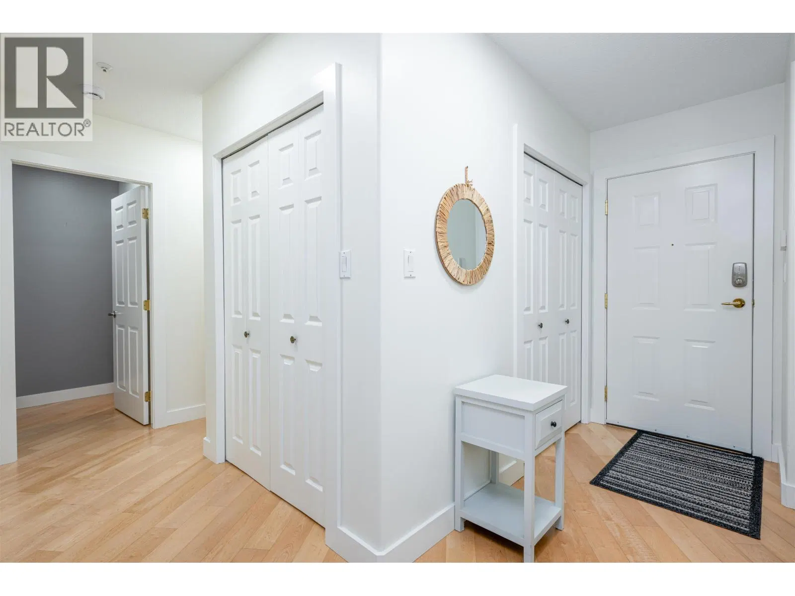 Photo 3 of 37 at #104 – 1638 6TH Avenue