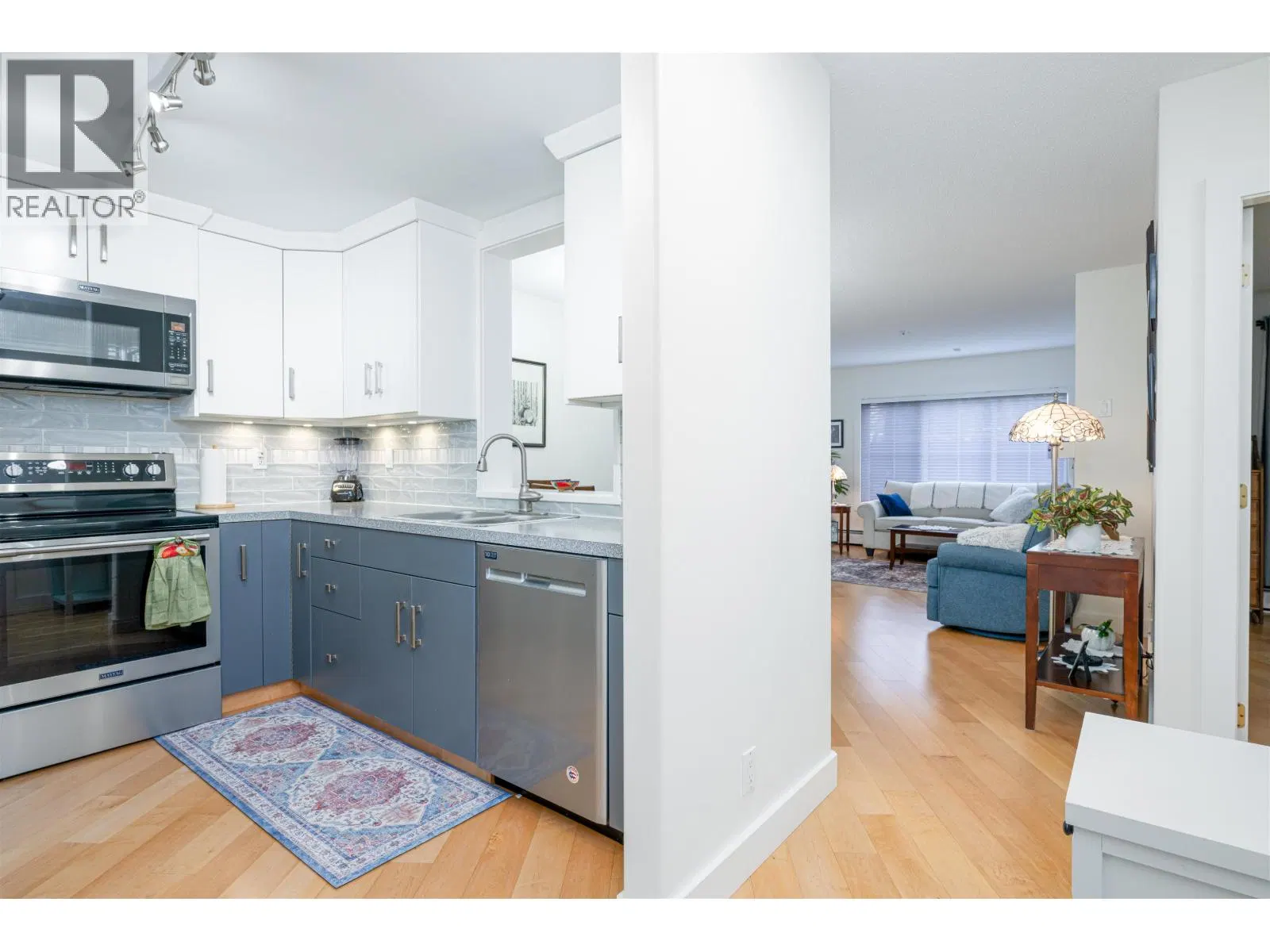 Photo 4 of 37 at #104 – 1638 6TH Avenue