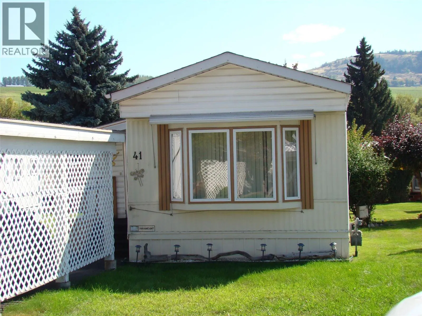 Photo 2 of 37 at #41 – 5484 25 Avenue