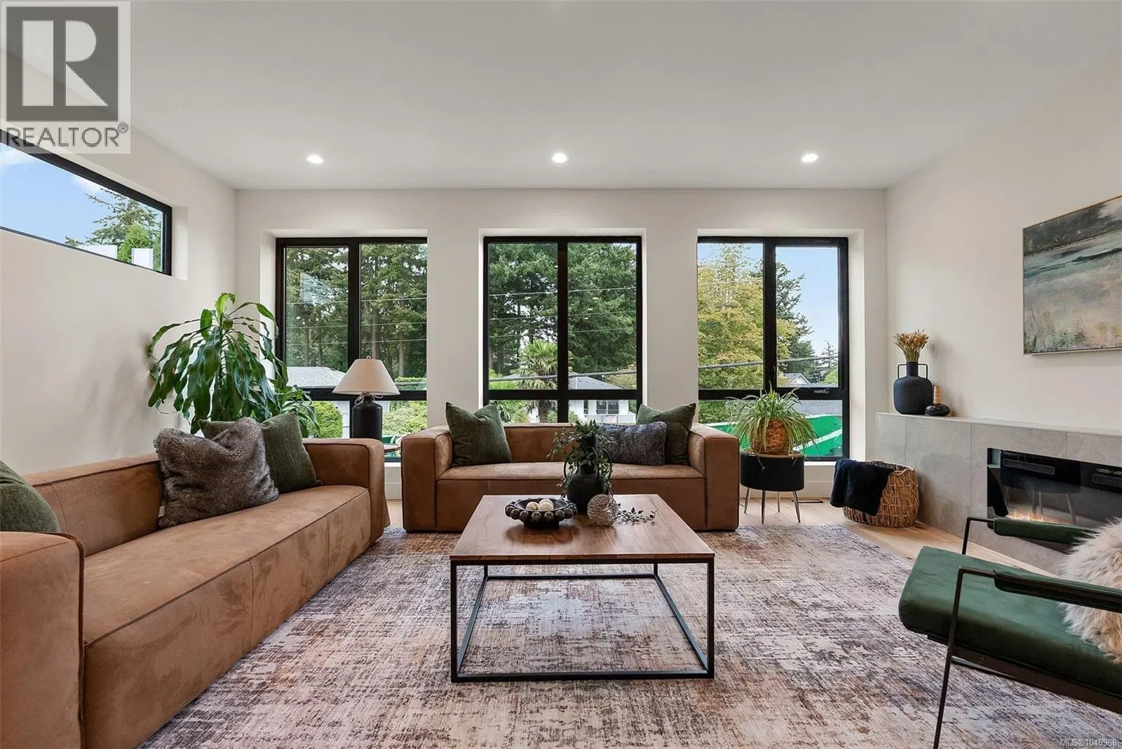 Photo 1 of 34 at #1 – 2215 Greenlands Road
