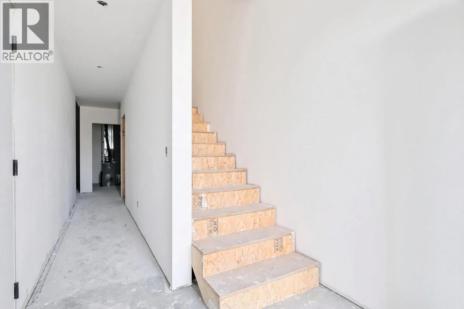 Photo 4 of 38 at #101 – 2830 EVERGREEN Drive
