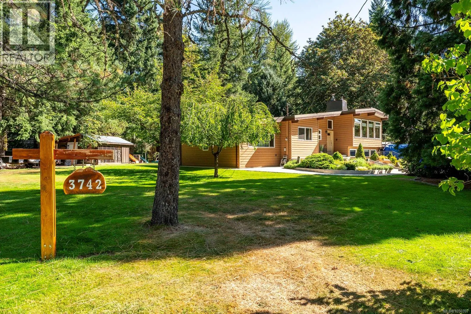 Photo 2 of 56 at 3742 James Crescent