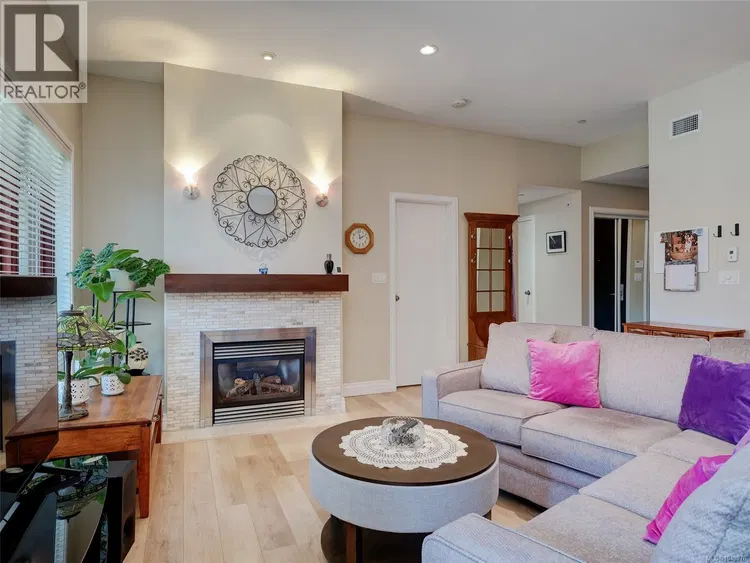 Photo 3 of 24 at #404 – 1335 Bear Mountain Parkway