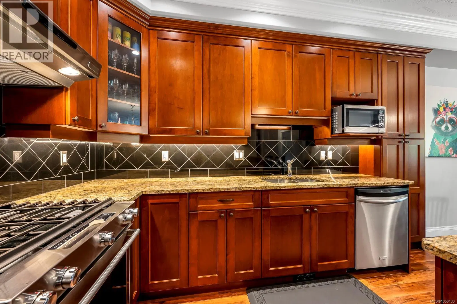 Photo 5 of 74 at #511 – 3666 Royal Vista Way