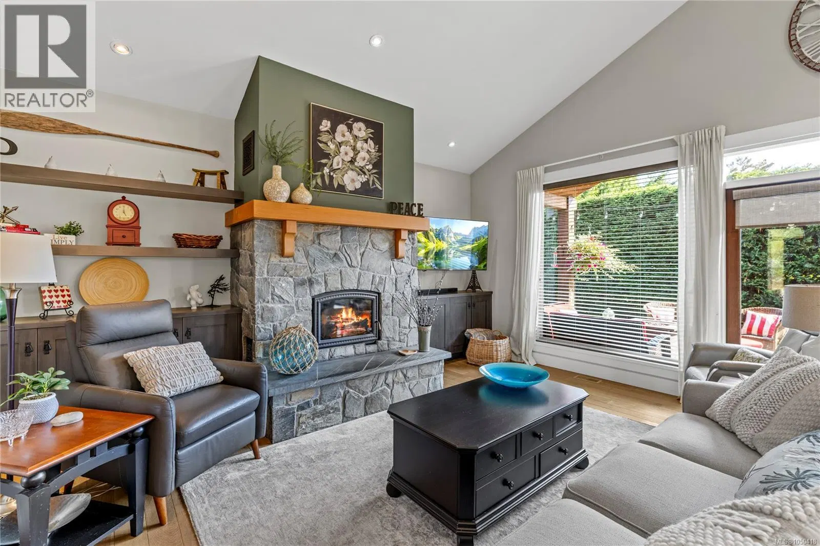 Photo 3 of 42 at 1254 Ormonde Road