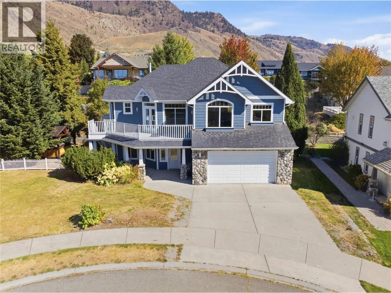 Photo 5 of 49 at 317 Mariposa Court