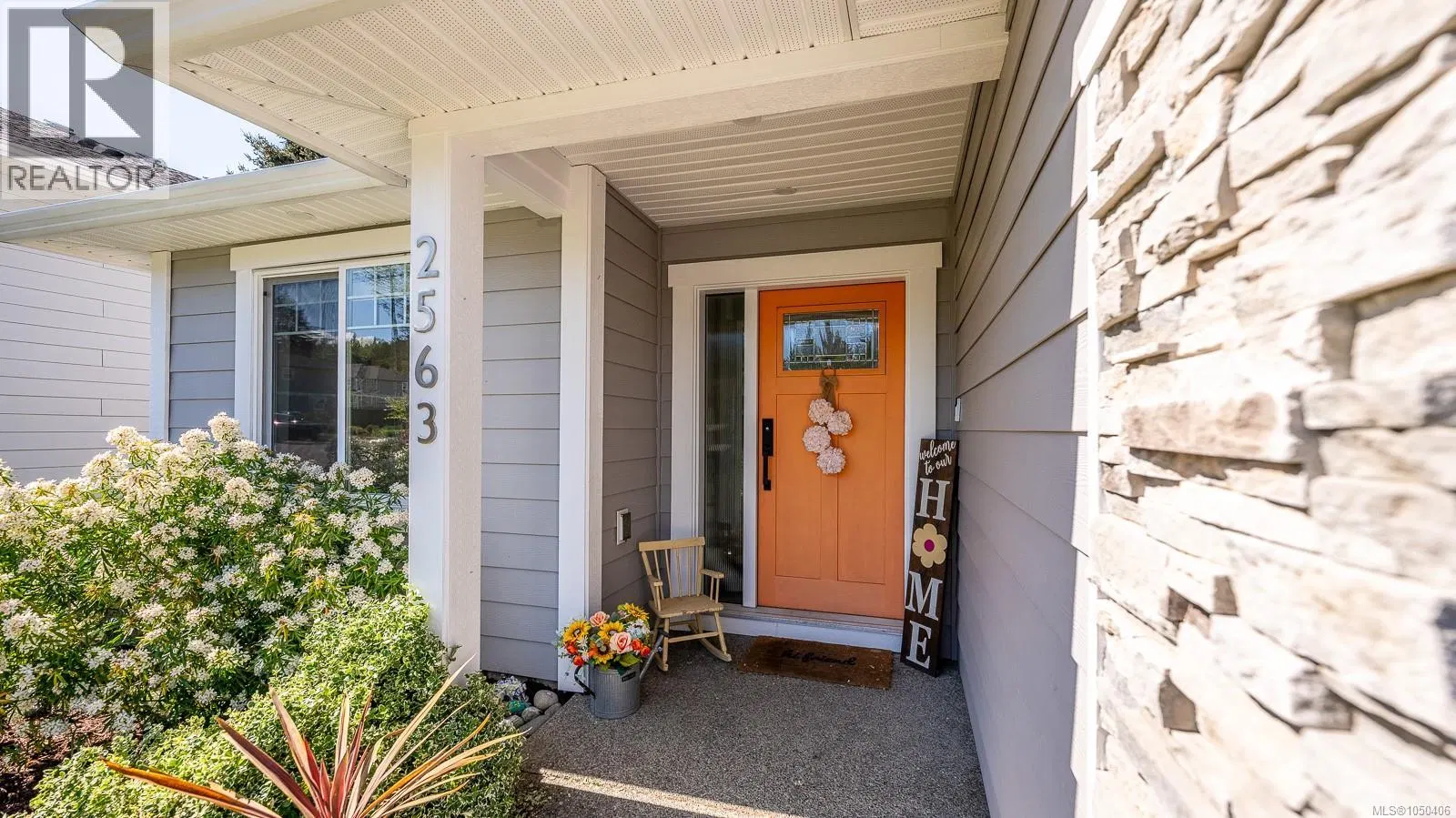 Photo 4 of 57 at 2563 Brookfield Drive