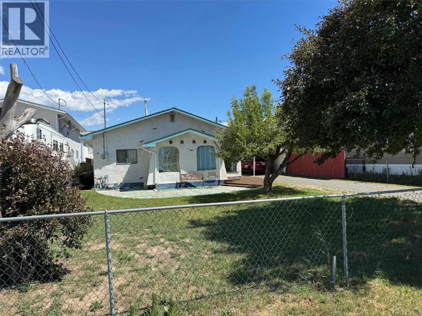 Photo 2 of 16 at 1422 Collett Street