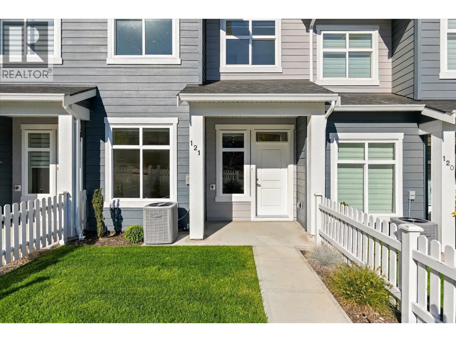 Photo 4 of 54 at #121 – 5300 Main Street
