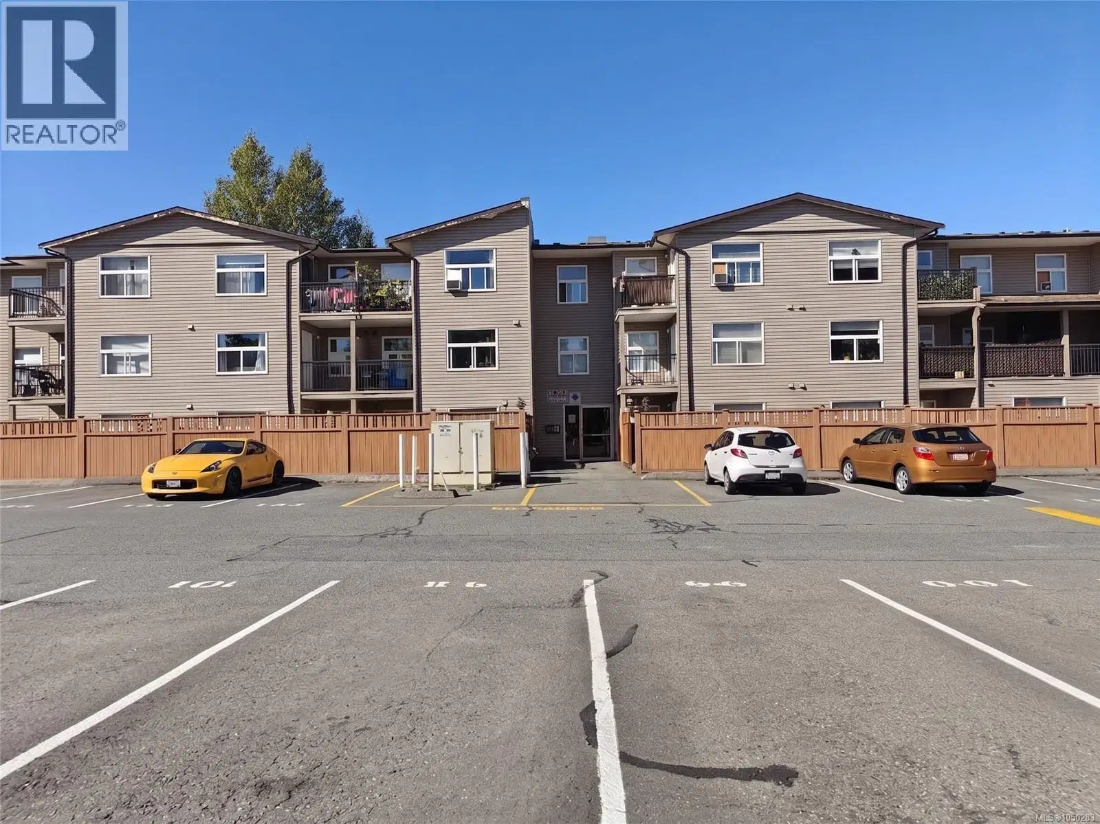 #321 – 3215 Cowichan Lake Road