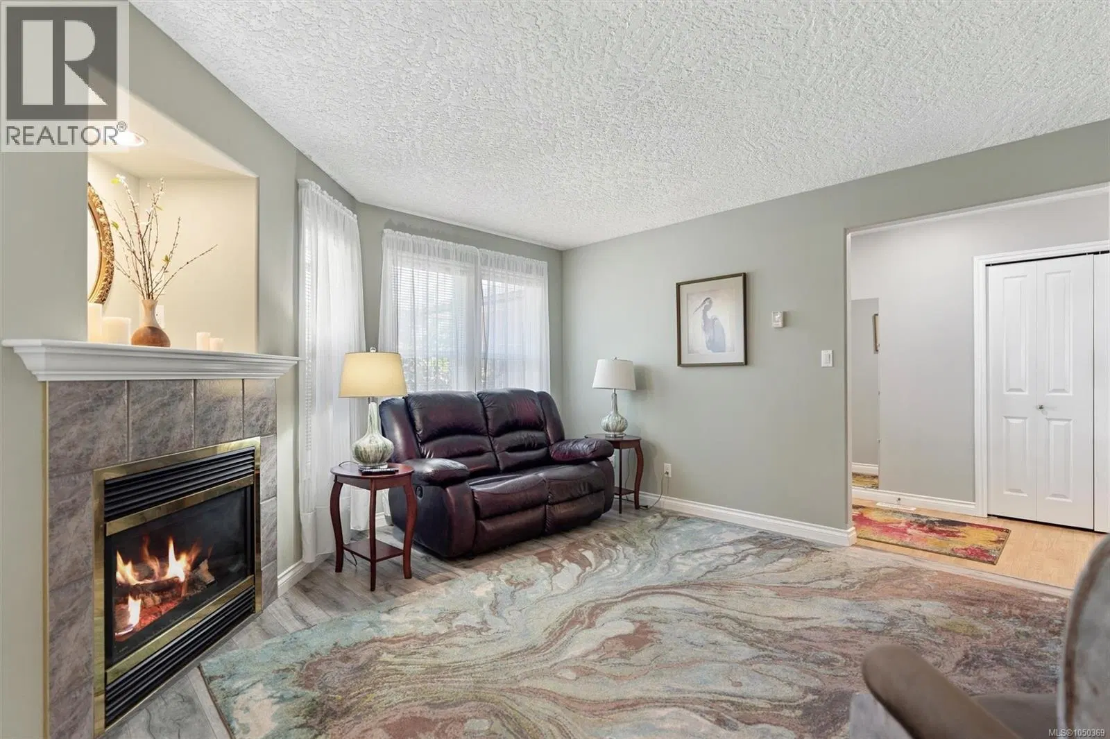 Photo 4 of 30 at 3370 Passage Way