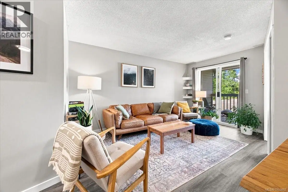 #305 – 3087 Barons Road