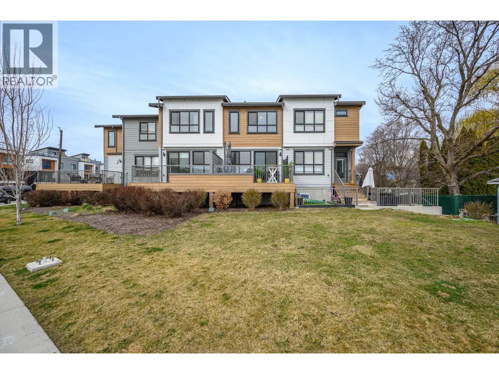 Photo 2 of 46 at #402 – 11581 Rogers Road