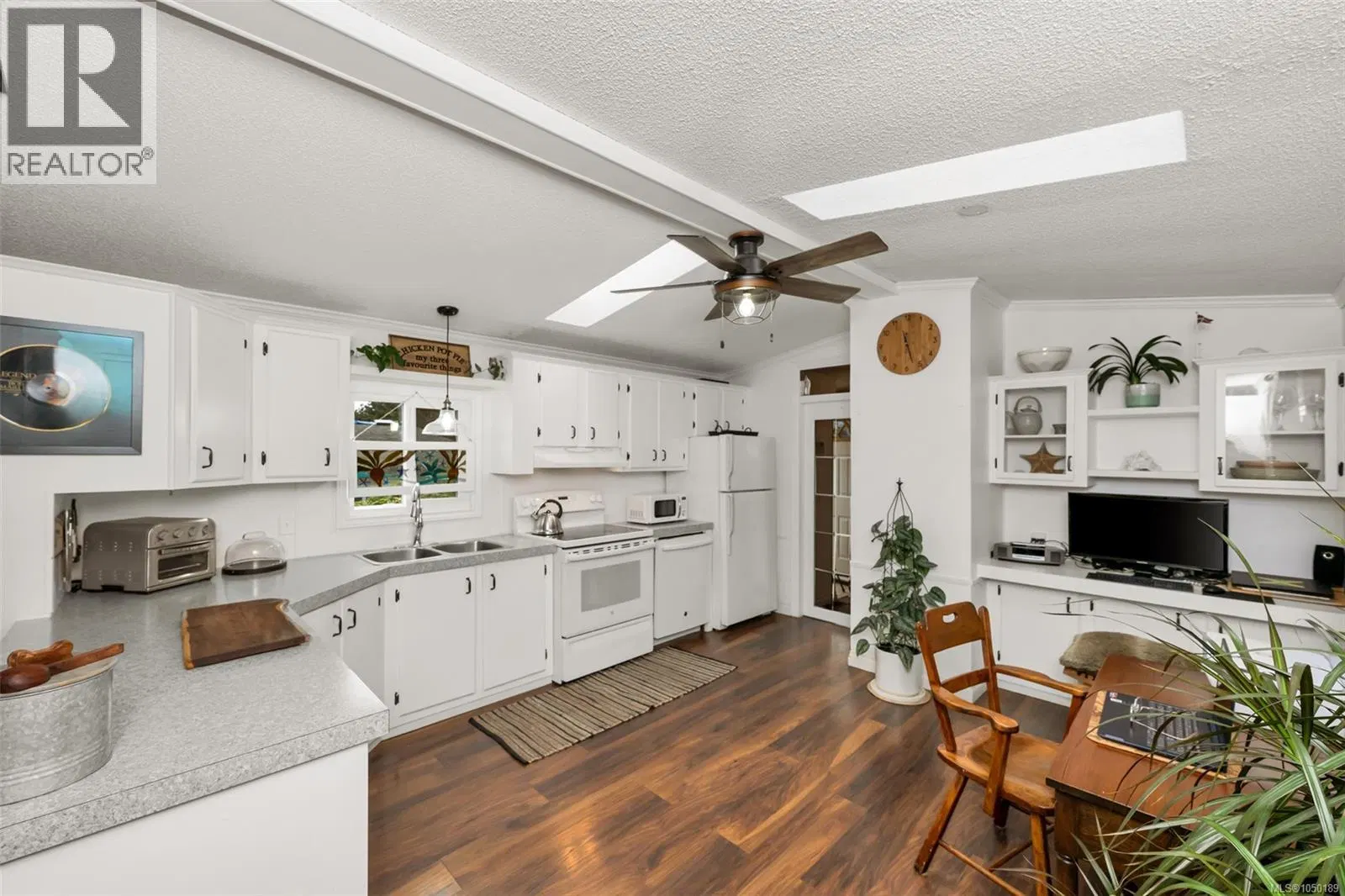 Photo 4 of 28 at #222 – 2779 Stautw Road