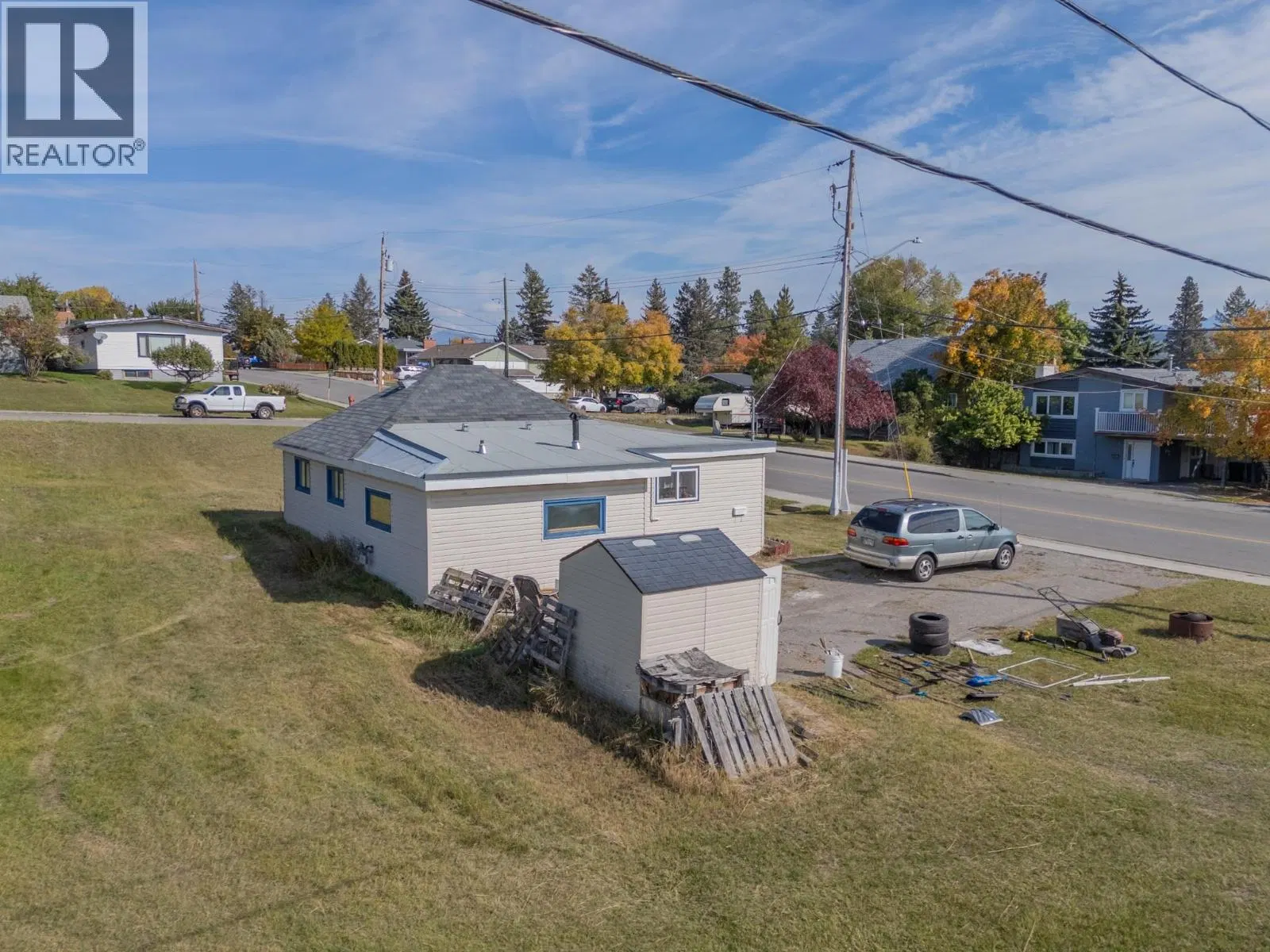Photo 5 of 42 at 1005 11th Avenue
