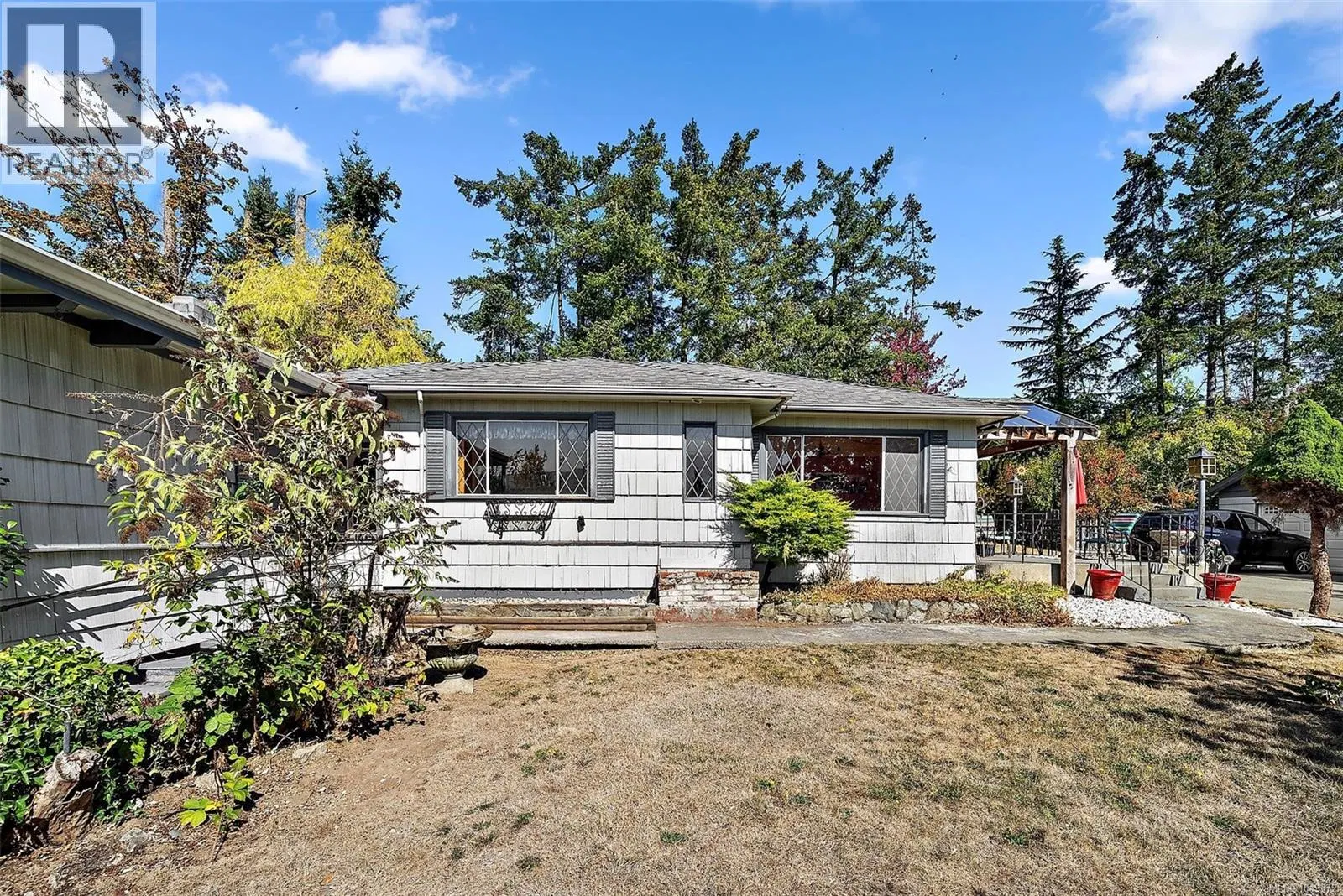 Photo 4 of 32 at 675 Kilmalu Road