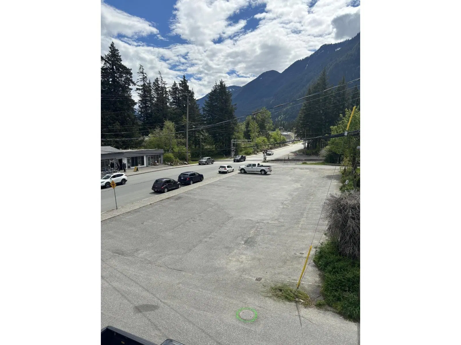 Photo 2 of 2 at 828 6TH Avenue