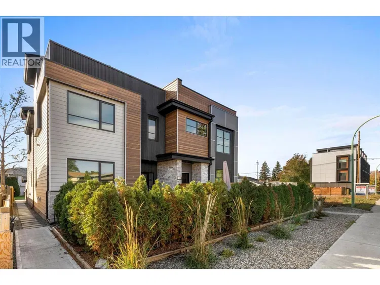 Photo 2 of 46 at #4 – 745 Morrison Avenue