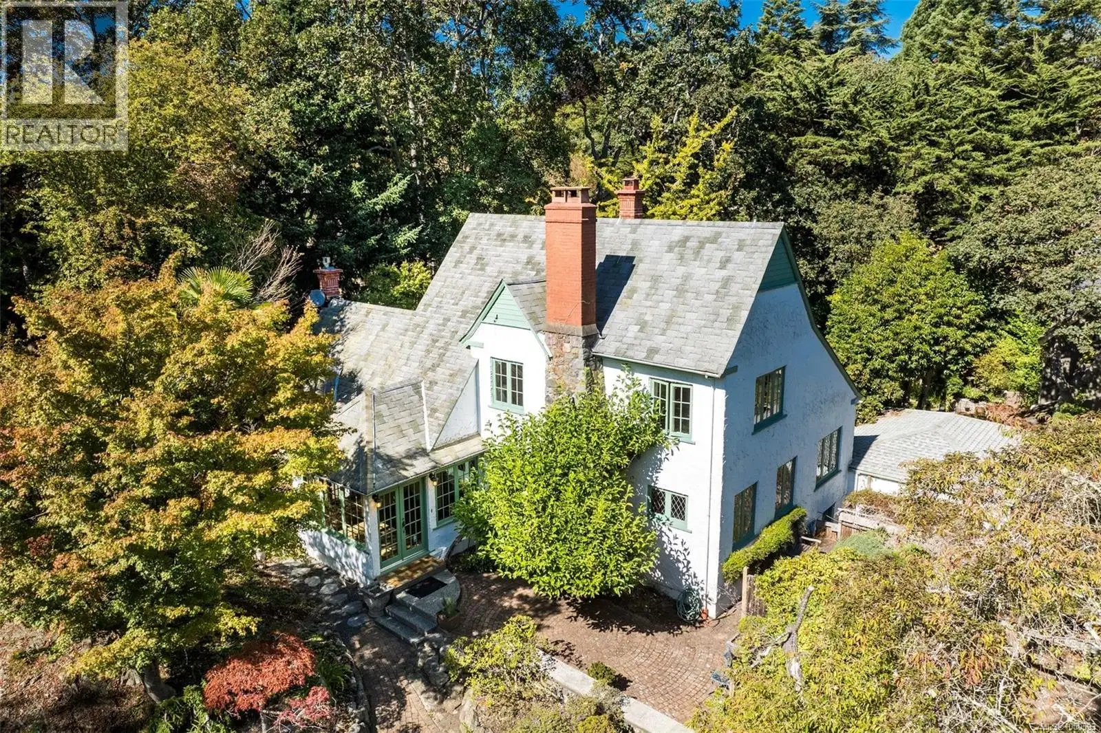 30 Beach Drive
