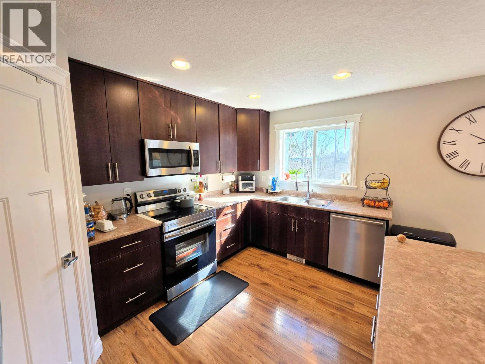 Photo 3 of 36 at 2870 GREENFOREST Crescent