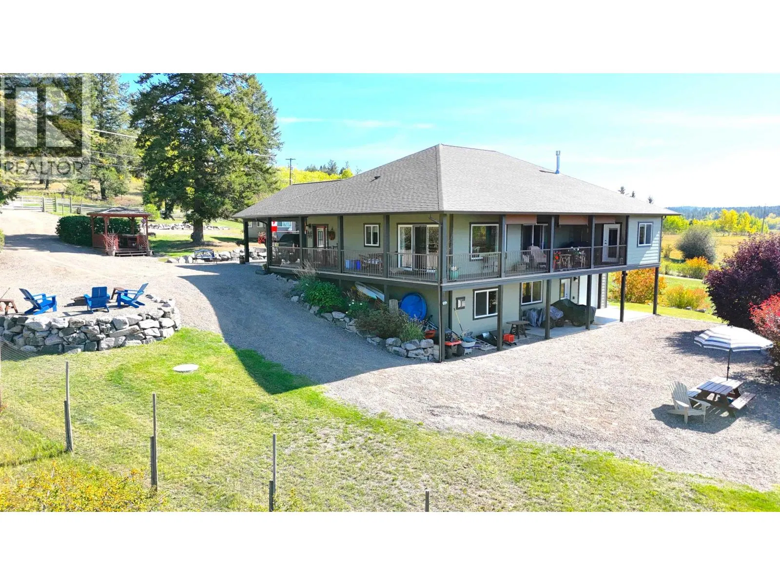 Photo 4 of 40 at 4162 LAC LA HACHE STATION Road