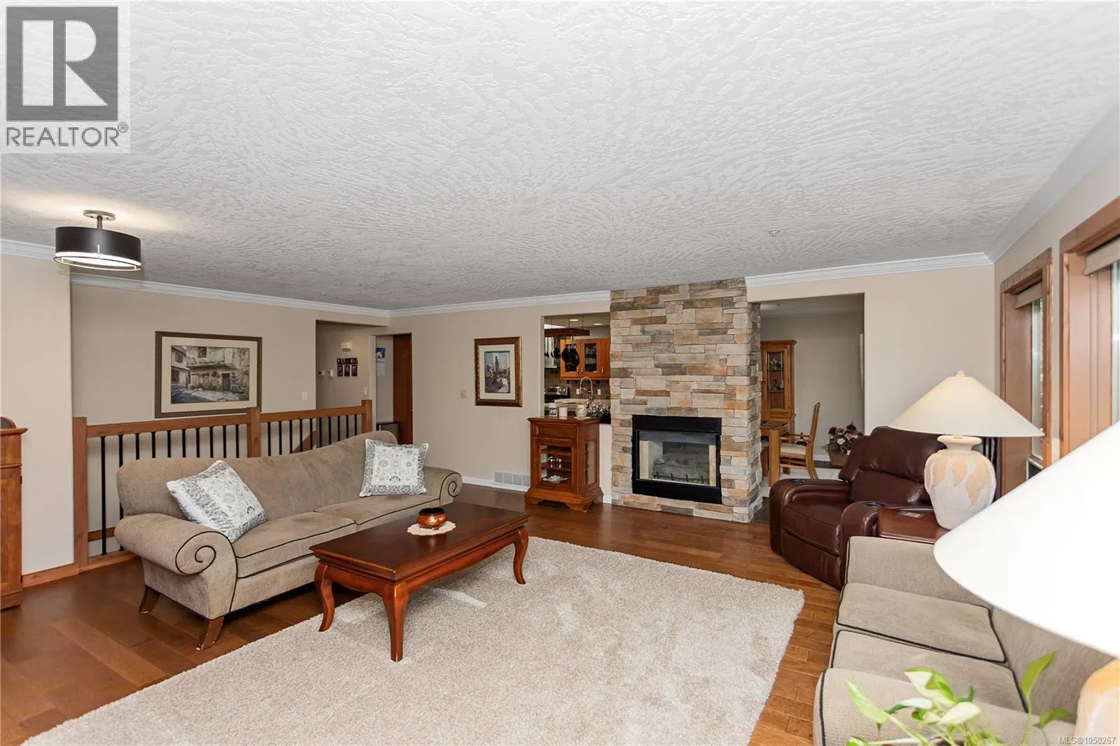 Photo 5 of 43 at #18 – 4991 Bella Vista Crescent