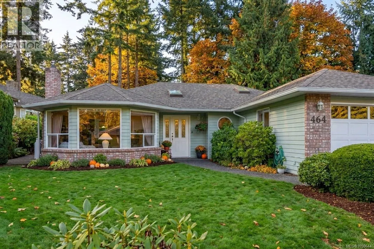 Photo 1 of 36 at 464 Quatsino Road