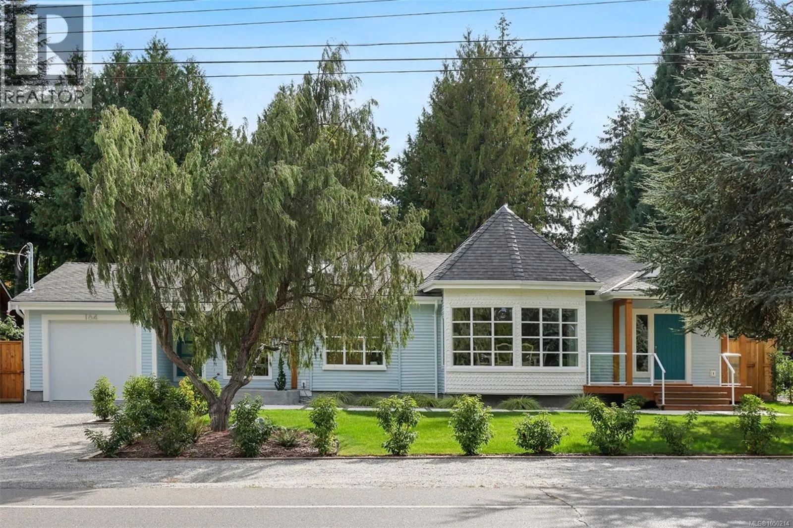 Photo 1 of 72 at 164 Crescent Road