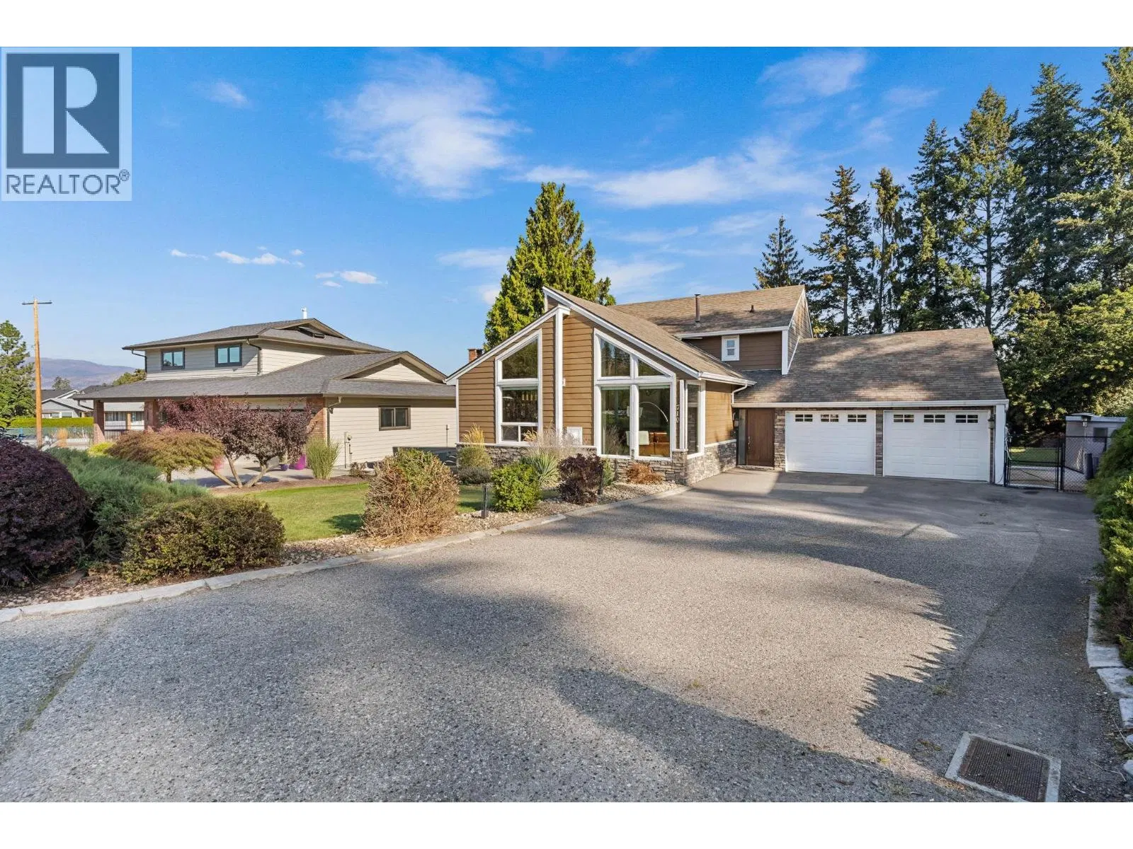 Photo 1 of 22 at 710 Tozer Court