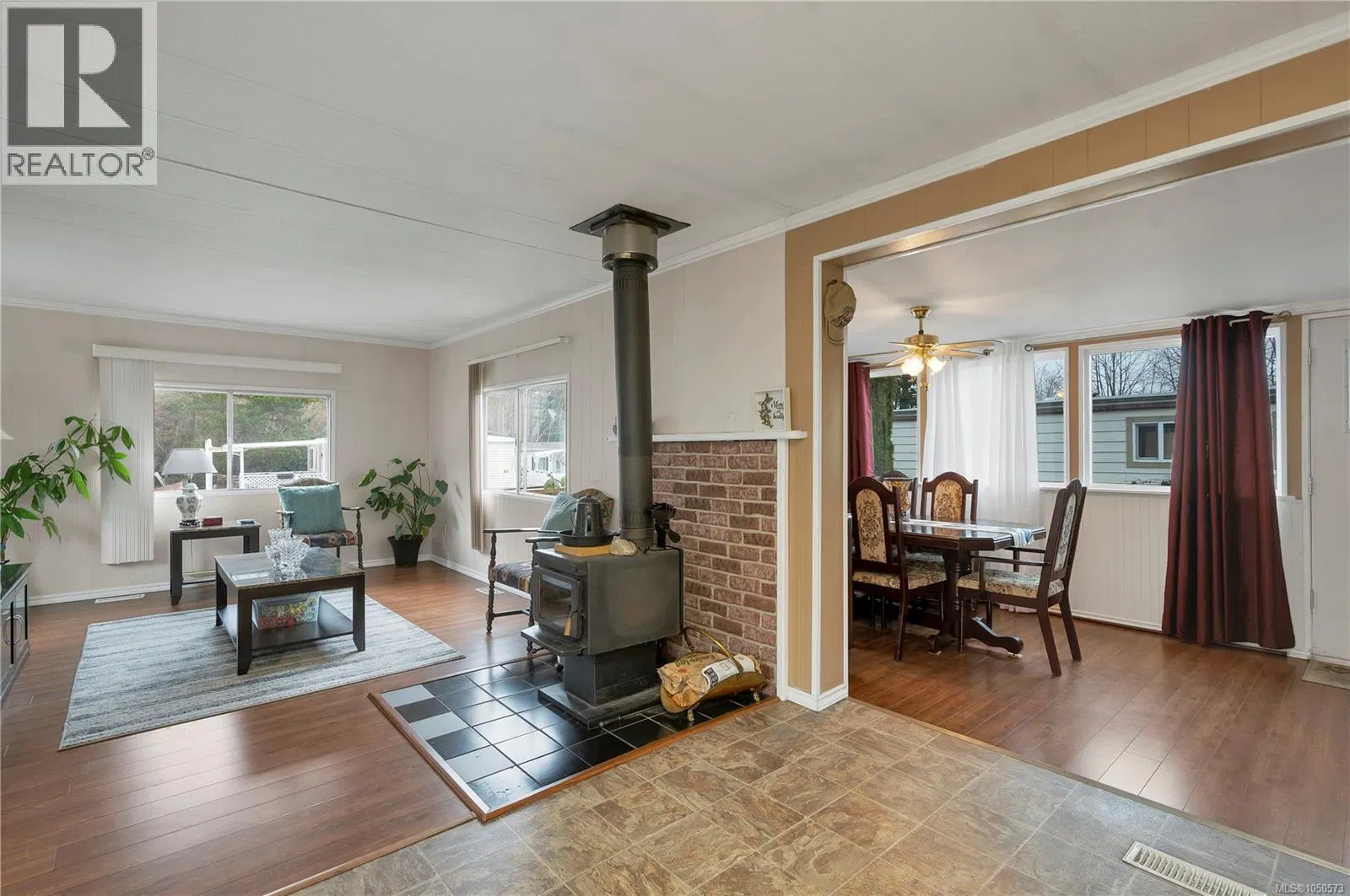 Photo 4 of 28 at #81 – 951 Homewood Road