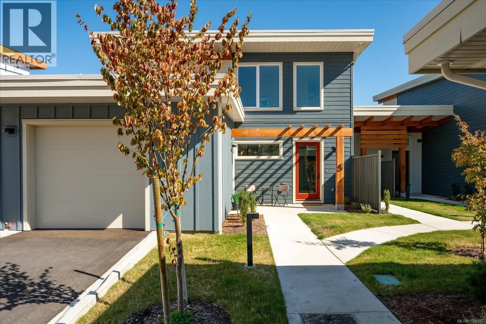 Photo 4 of 53 at #8 – 152 Marina View Drive