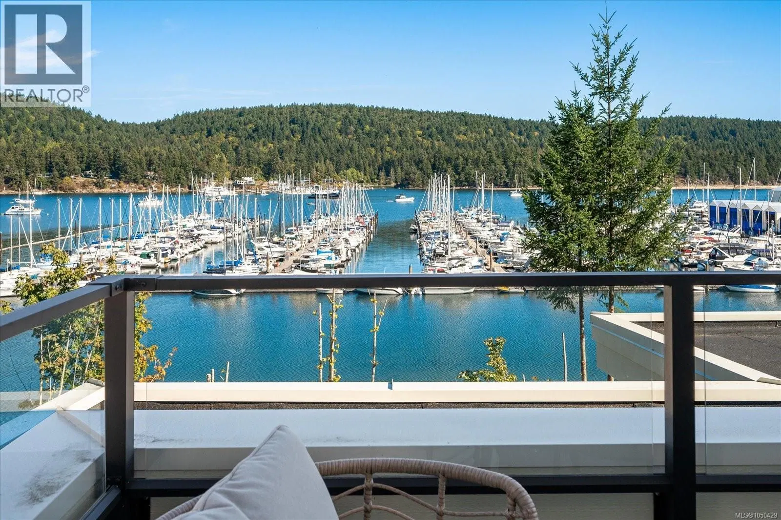 #5 – 152 Marina View Drive