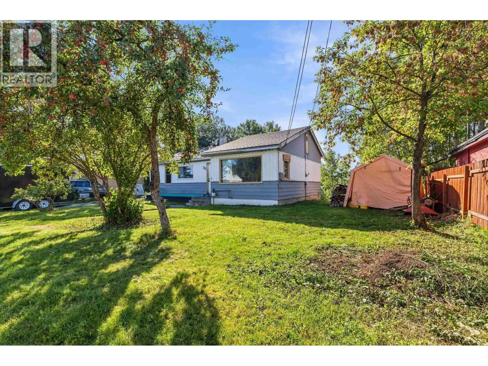 Photo 3 of 25 at 1161 CUDDIE Crescent