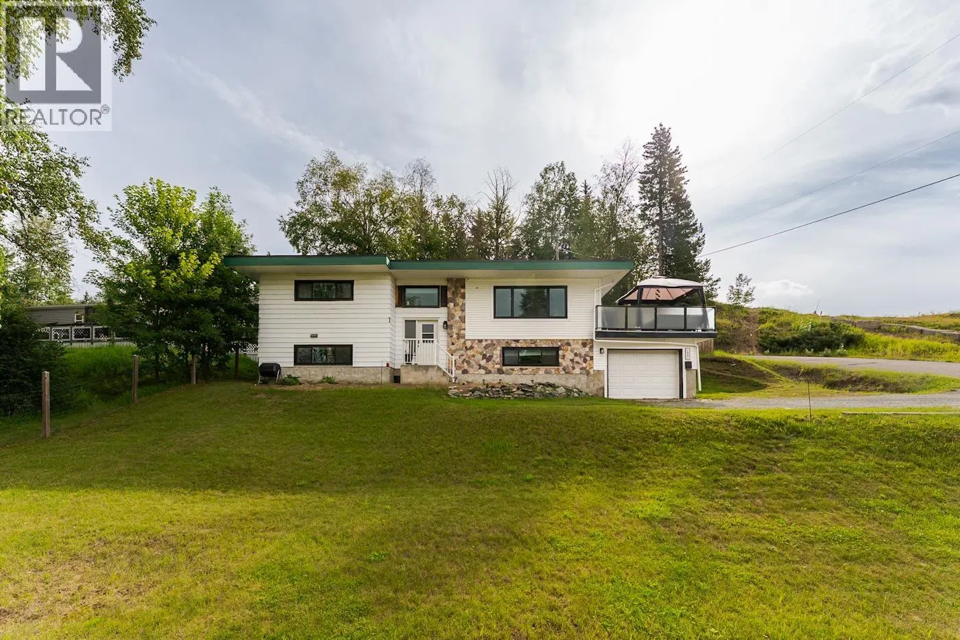Photo 1 of 40 at 1880 HOUGHTALING Road