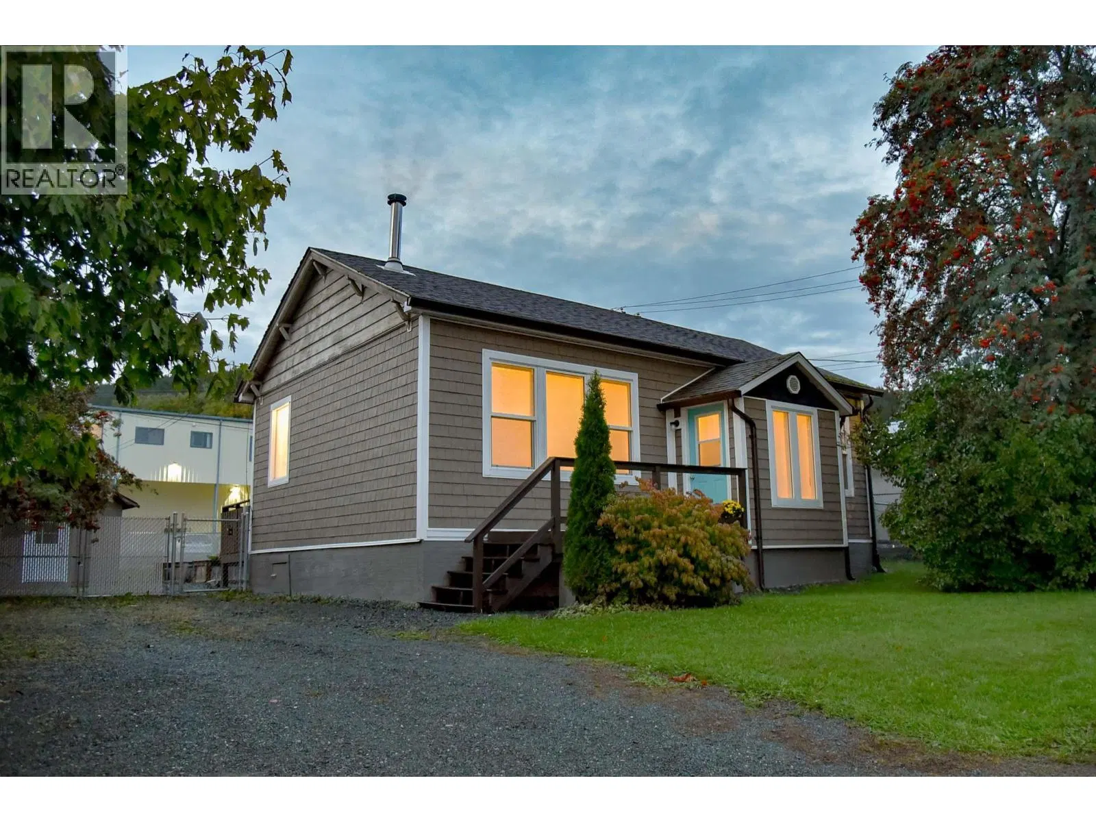 Photo 1 of 27 at 4434 GREIG Avenue