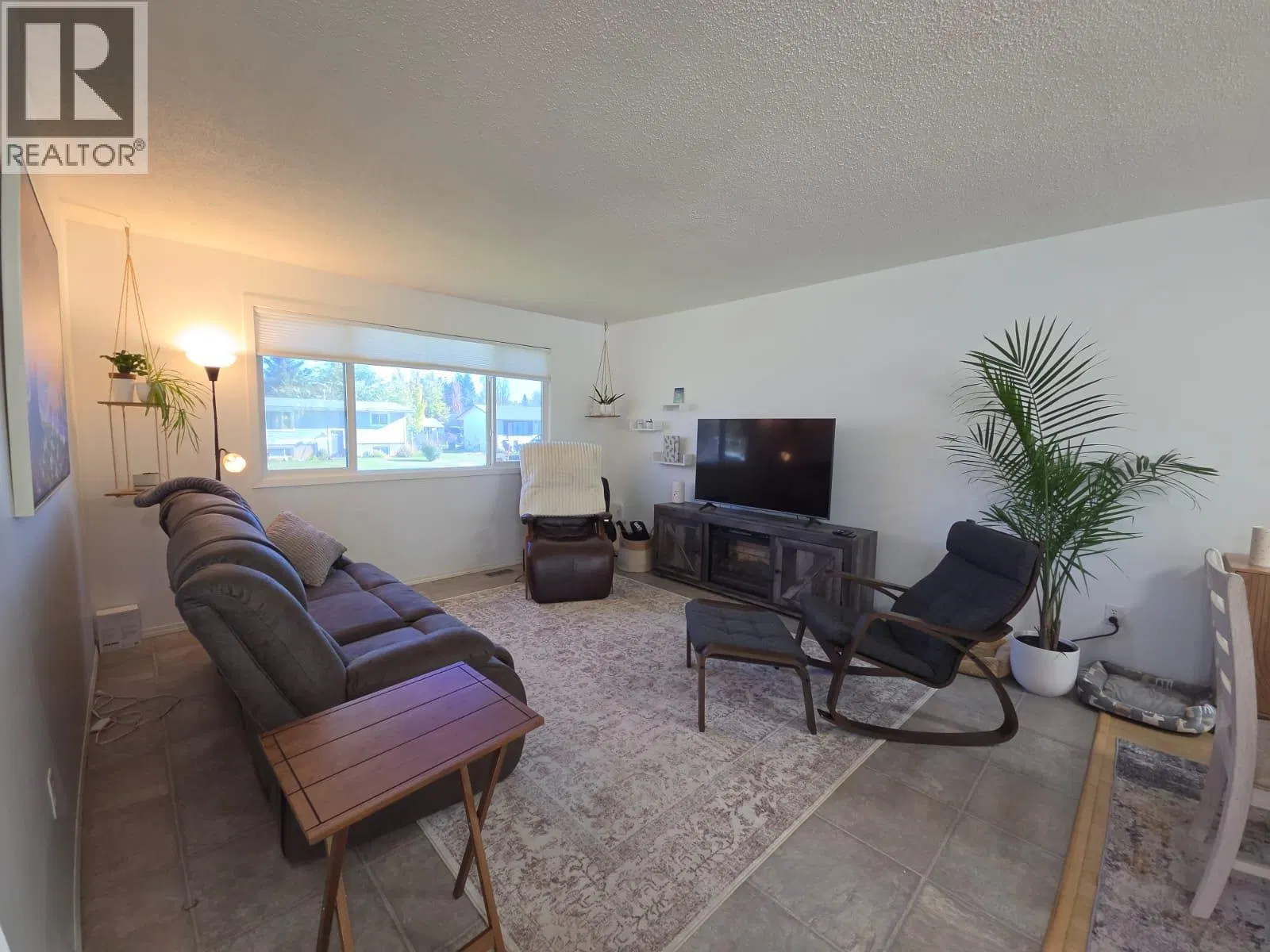 Photo 4 of 62 at 4909 45 Street