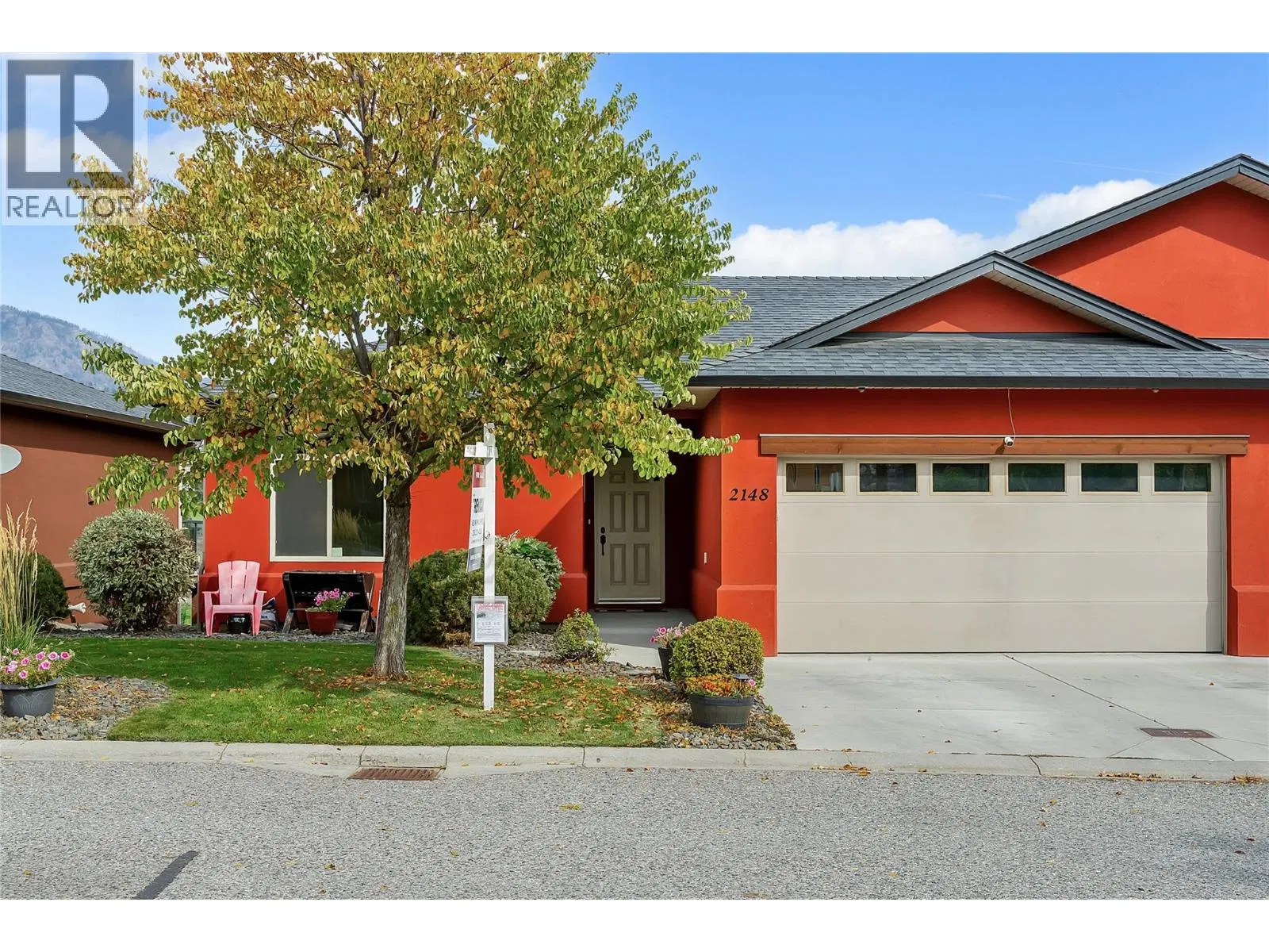 Photo 2 of 24 at 2148 Serrento Lane