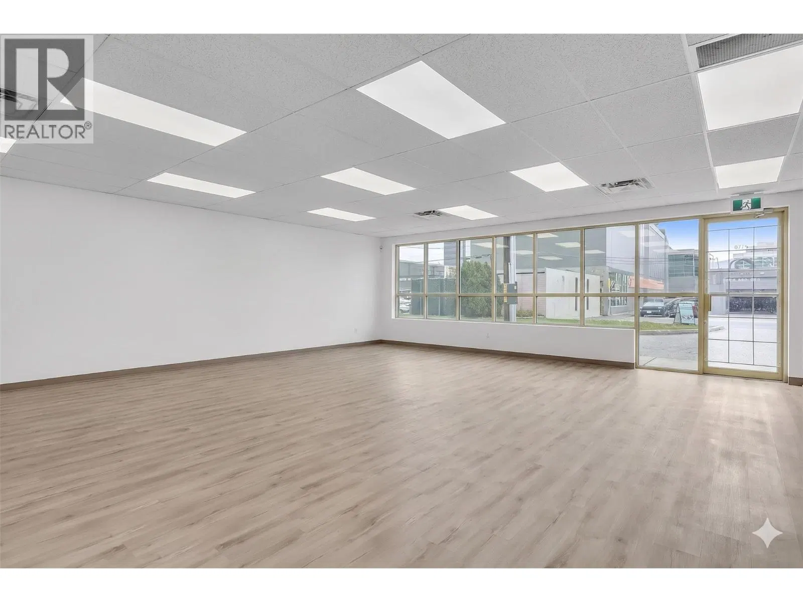 Photo 5 of 22 at #110 – 1751 Harvey Avenue