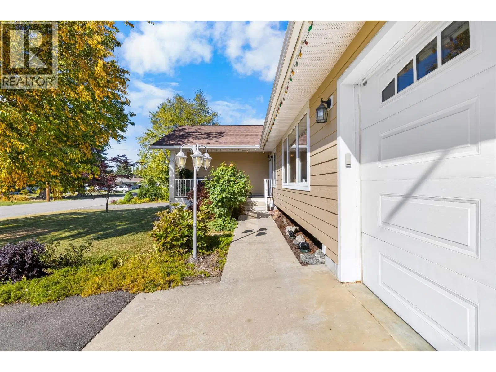 Photo 4 of 52 at 434 25TH Avenue