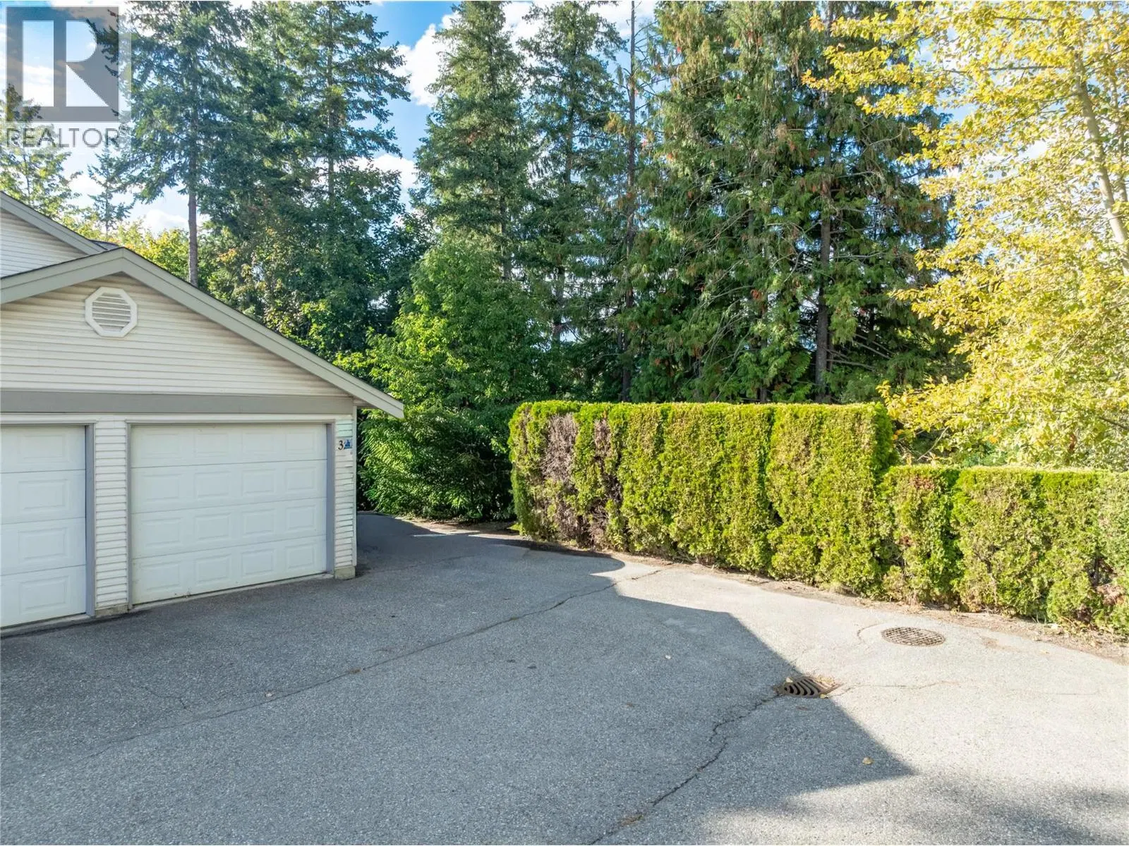 Photo 1 of 32 at #32 – 171 17 Street