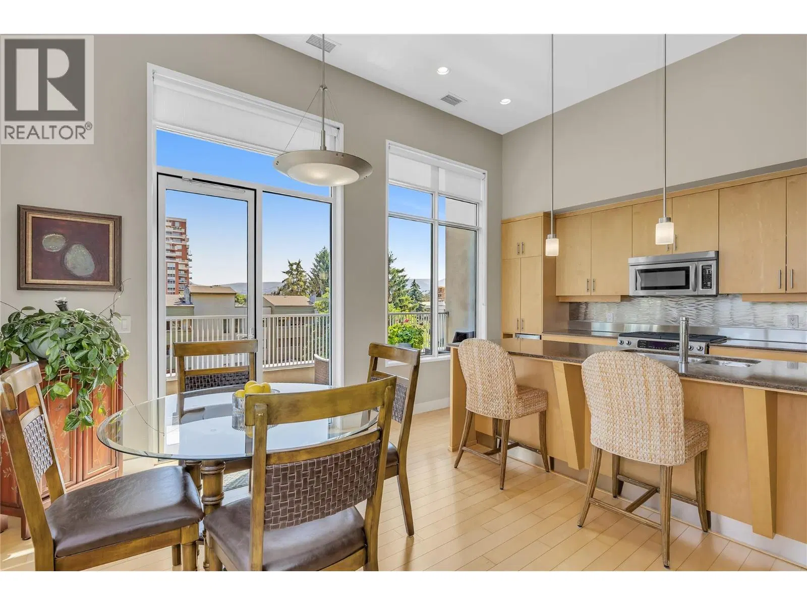 Photo 3 of 49 at #409 – 1495 Graham Street