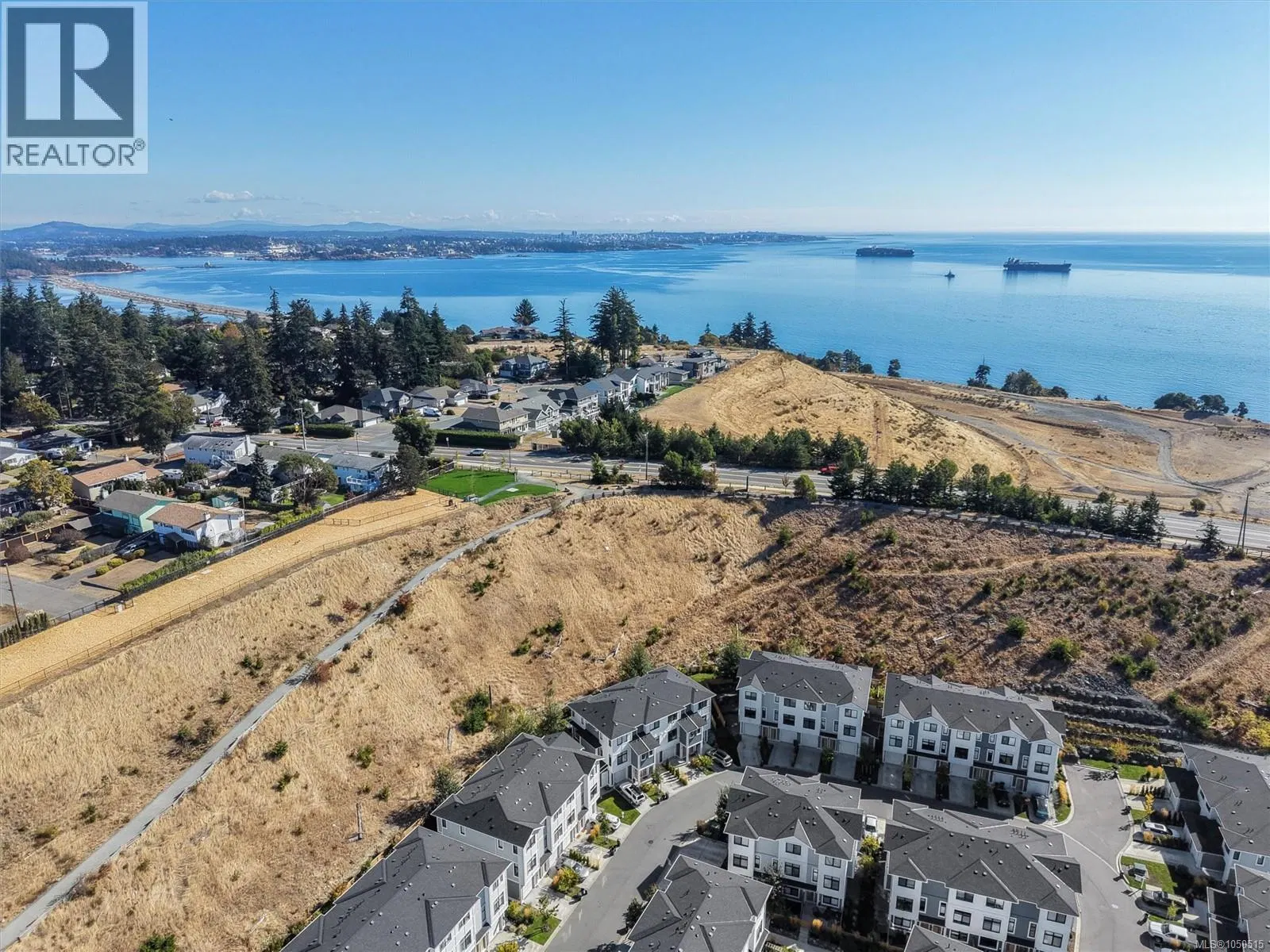 Photo 3 of 41 at #38 – 255 Caspian Drive