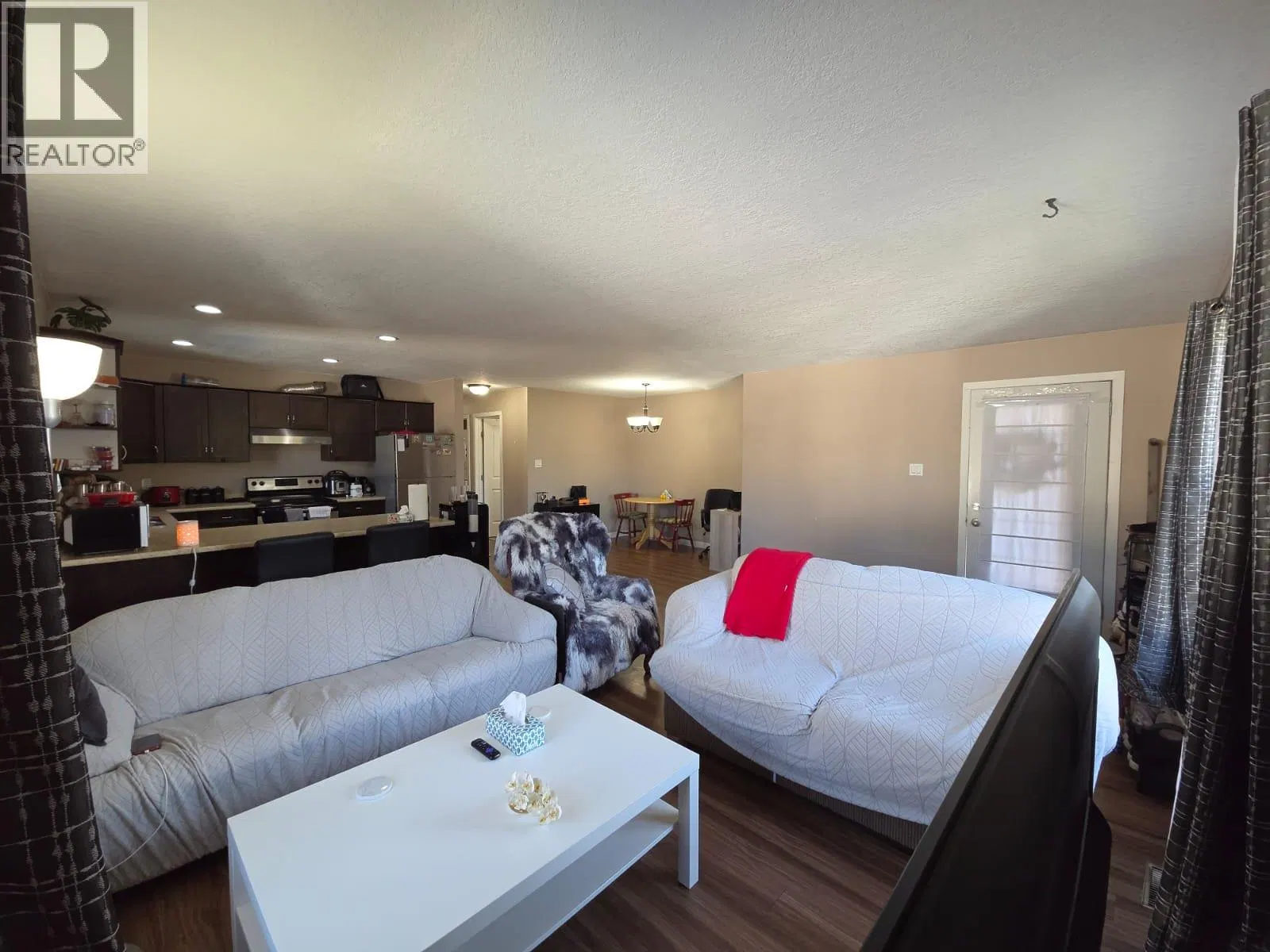 Photo 3 of 52 at 4608 50 Avenue
