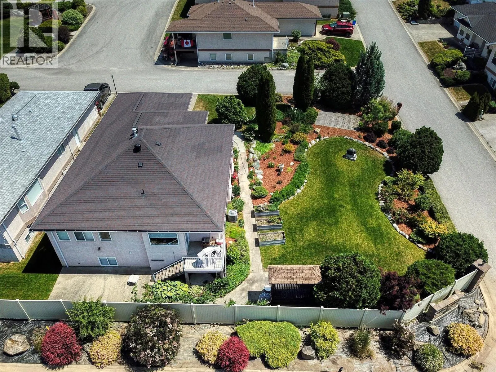 Photo 5 of 14 at #6 – 420 20TH  N Avenue