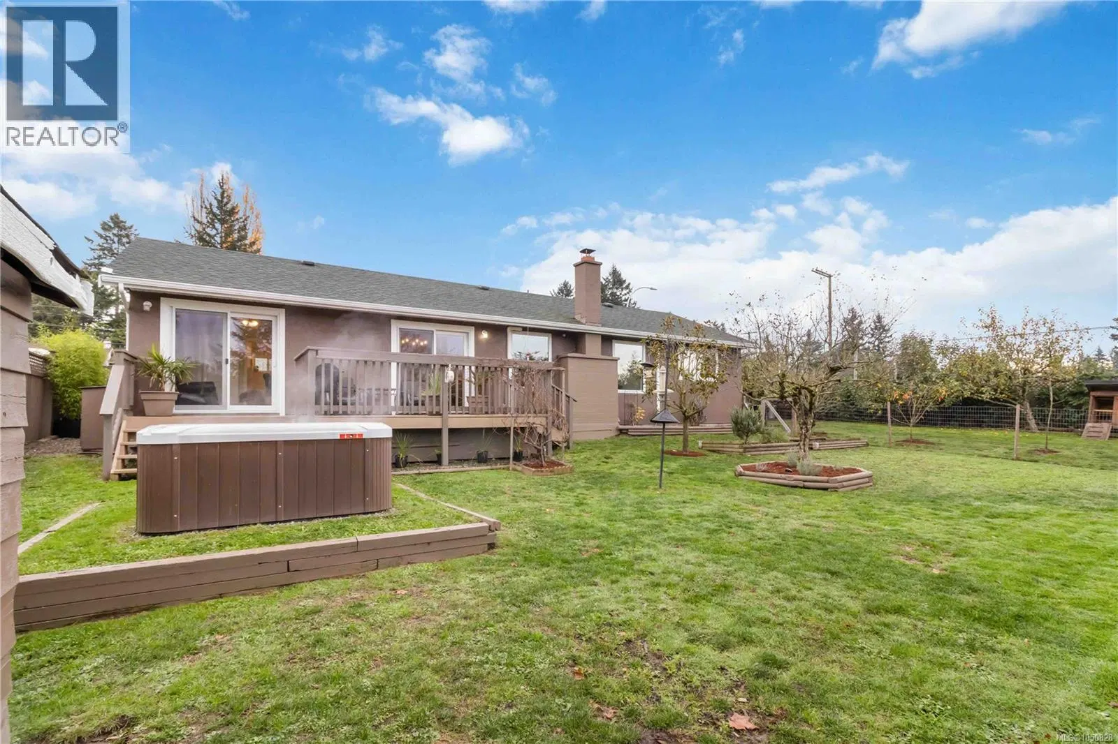 Photo 5 of 47 at 6756 Central Saanich Road