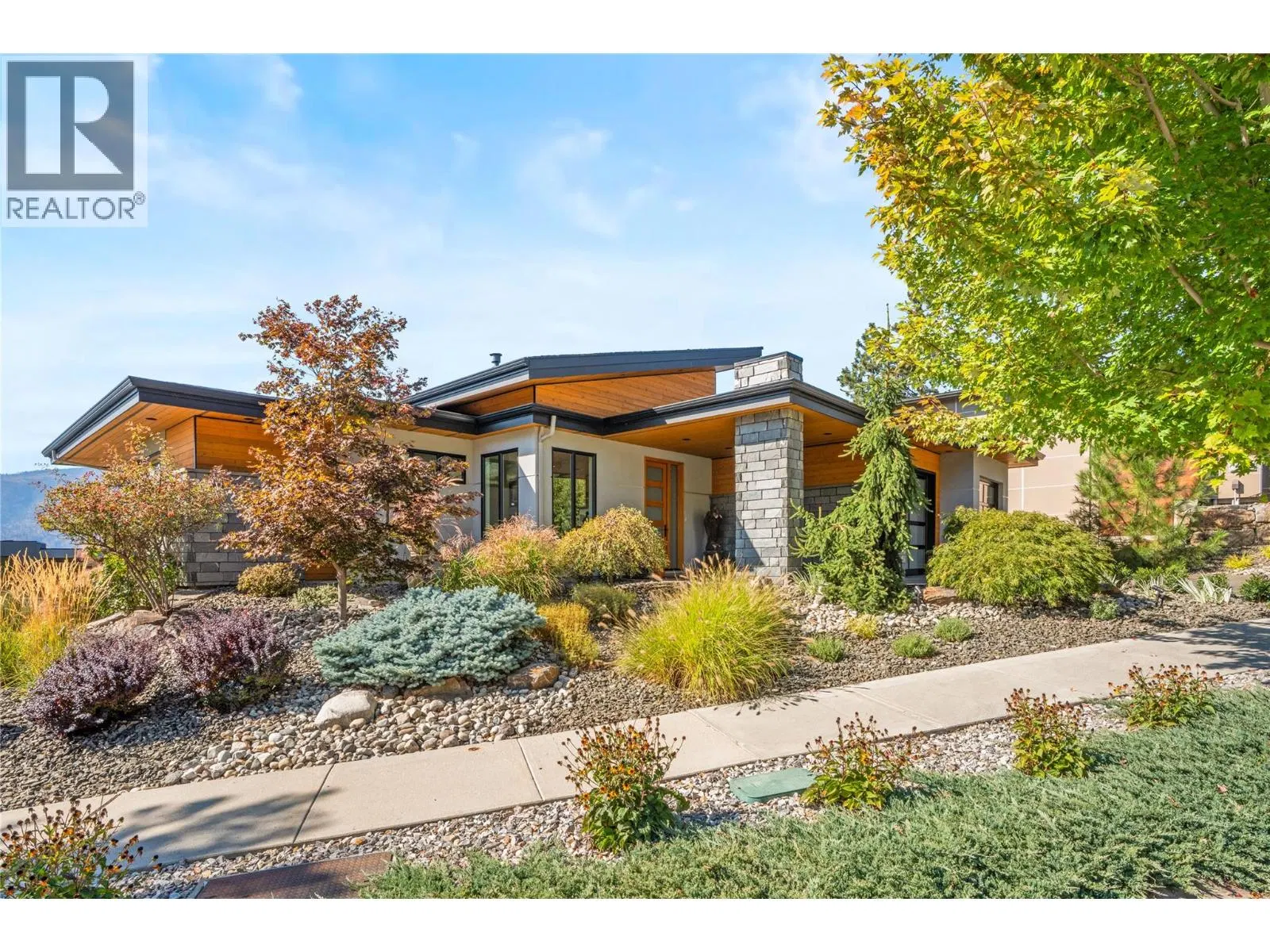Photo 5 of 90 at 1666 Lakestone Drive